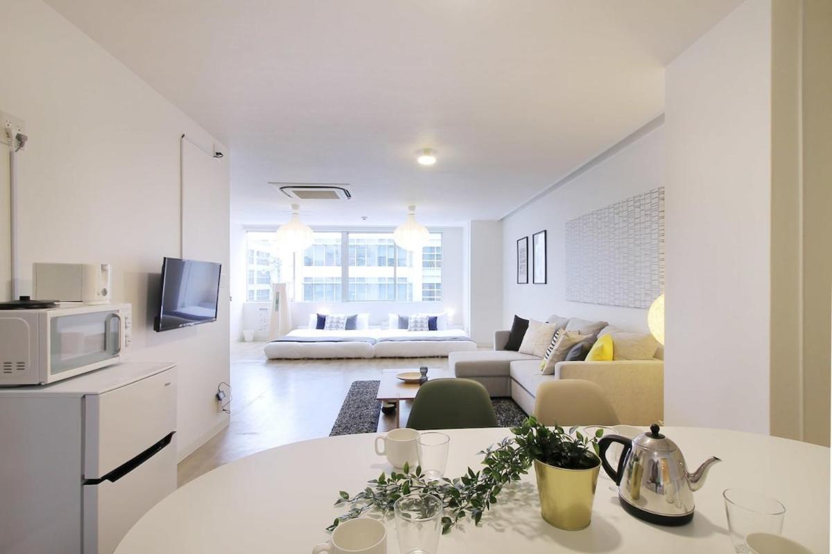 Bhotel Nikke - 2Br Apt For 10Ppl Near Hondori Shopping Hiroshima Luaran gambar